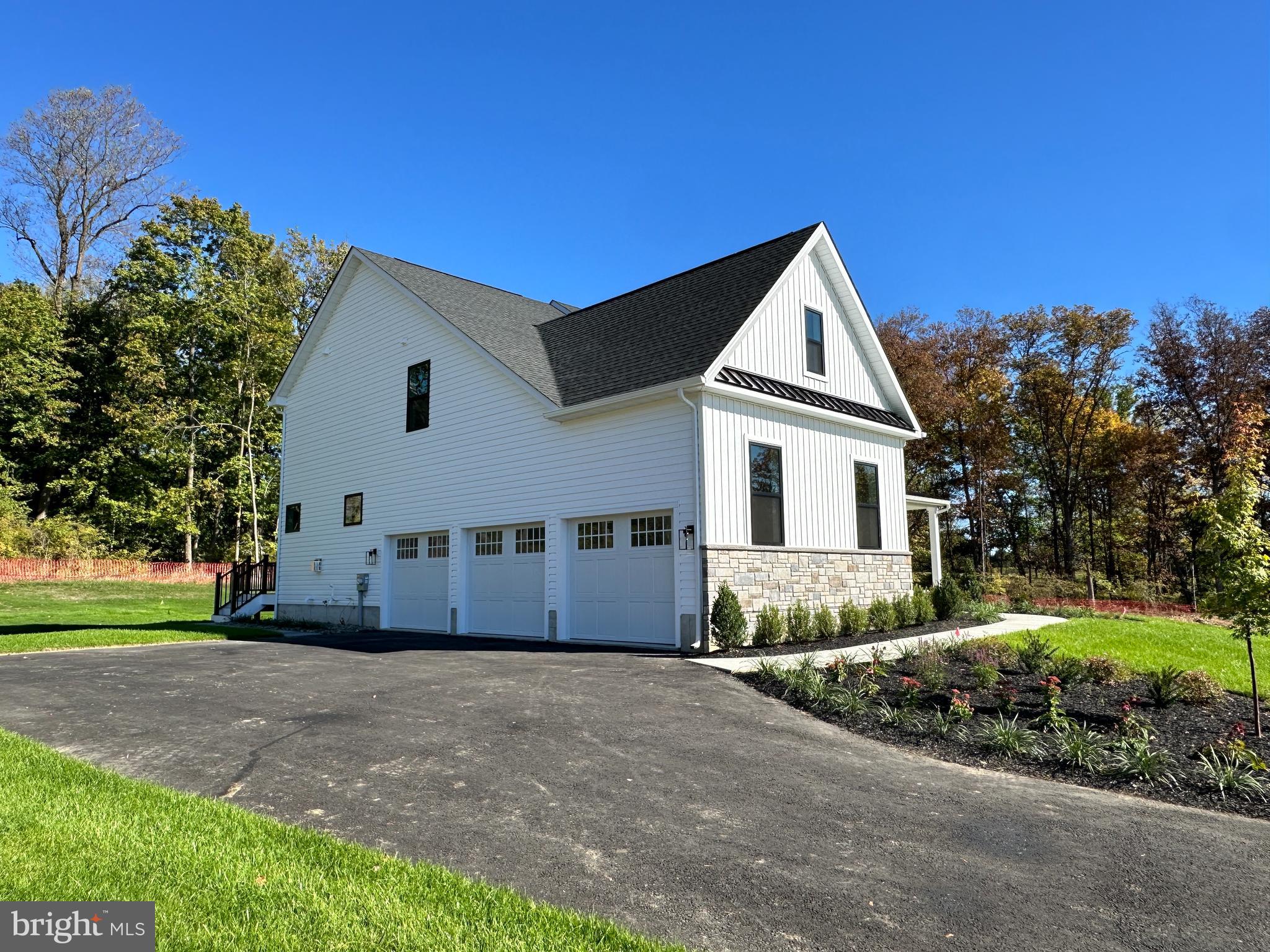 ARDEN RESERVE - Residential
