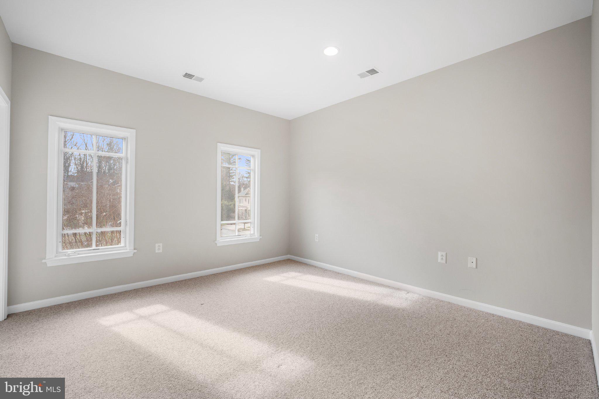LOCUST RIDGE - Residential