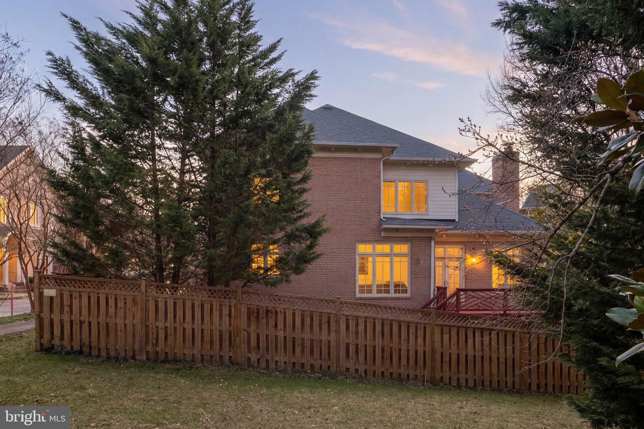 LOCUST RIDGE - Residential
