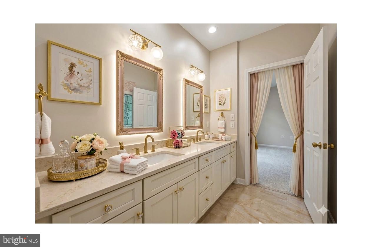 LOCUST RIDGE - Residential