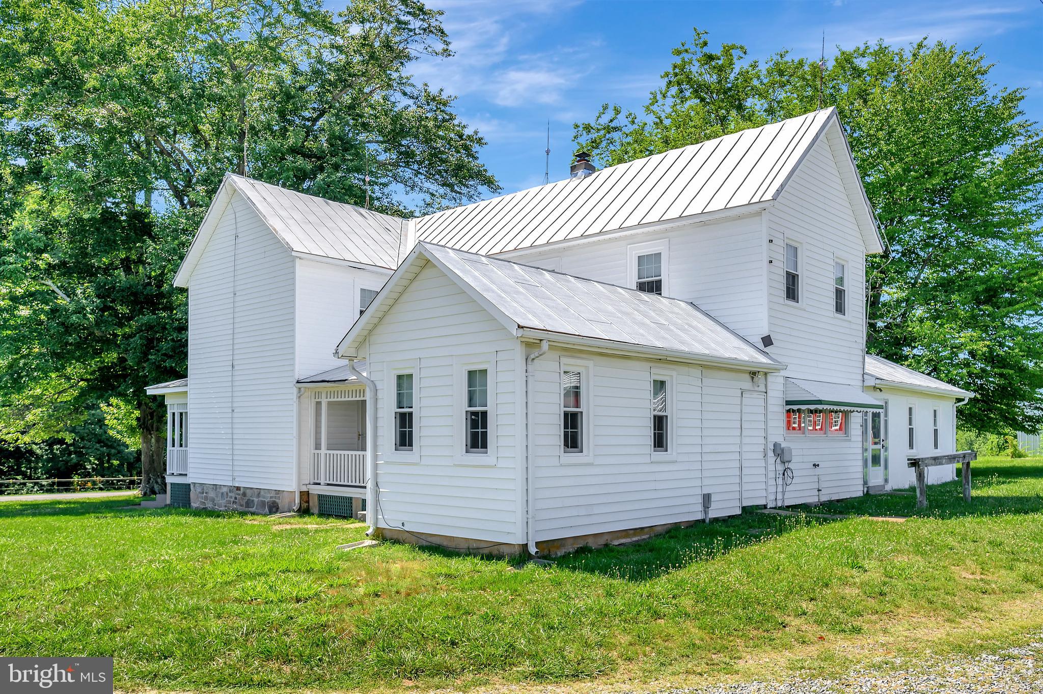 HARTWOOD - Residential Lease