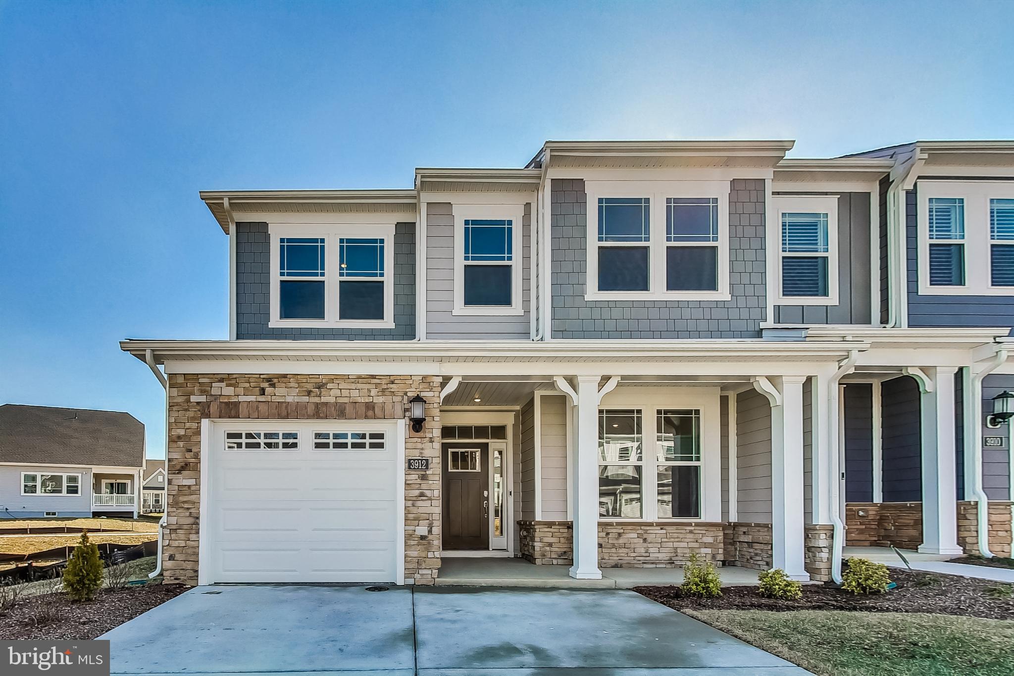 This Jefferson home in the Parklands 55 and better community provides the opportunity for single-level living with everything you need on the first floor, including an open kitchen, dining room and Great Room, along with the owner’s suite and laundry area. Upstairs is a loft overlooking the Great Room, 2nd owner’s suite, and a third bedroom. A fourth room is ready to be finished to your taste that could be used as an office or den. . Homeowners will also enjoy an onsite community center, swimming pool, exercise room, walking trails and an event room available for reservations. Parklands is near great shops, restaurants, parks and golf courses for outdoor activities. The Capital Beltway offers easy access to Washington, D.C.