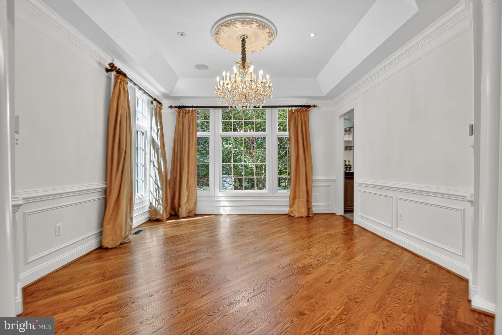 DOVER BALMORAL RIVERWOOD - Residential