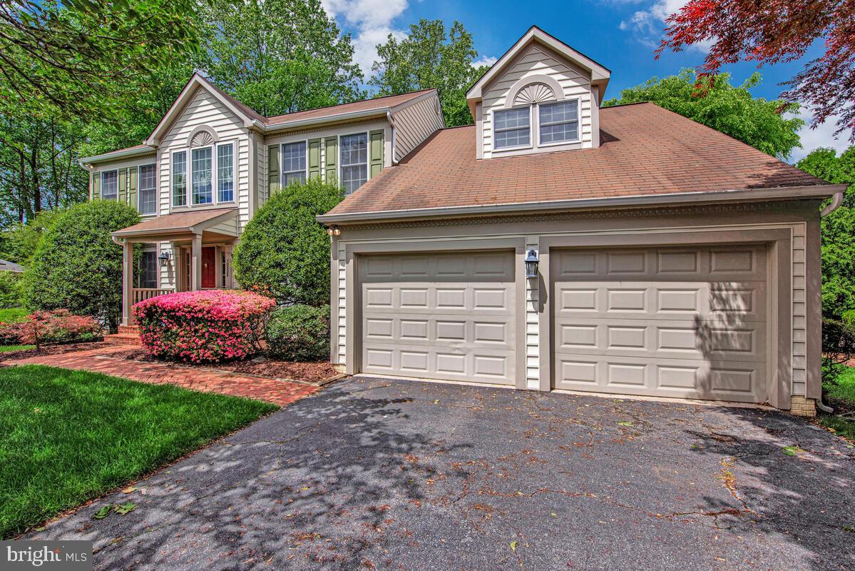 WAVERLY WOODS - Residential