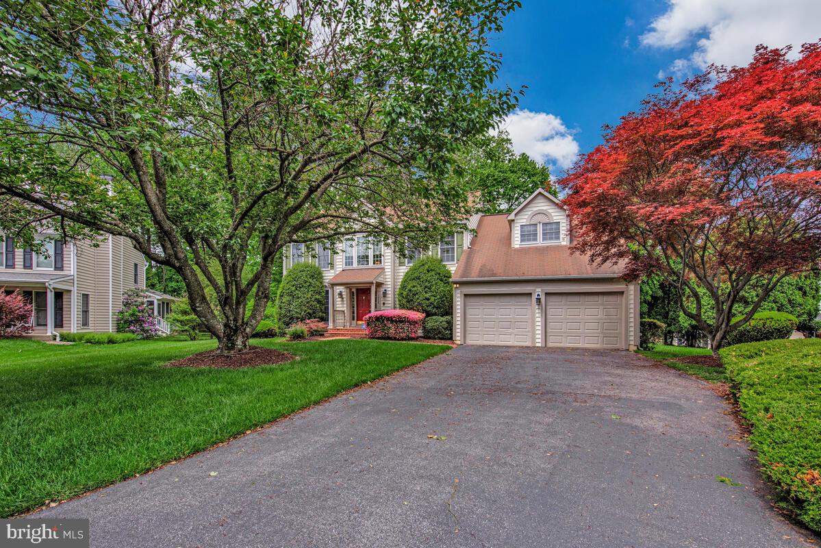 WAVERLY WOODS - Residential
