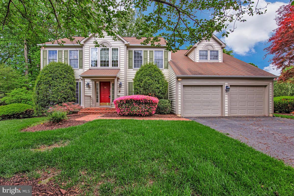 WAVERLY WOODS - Residential