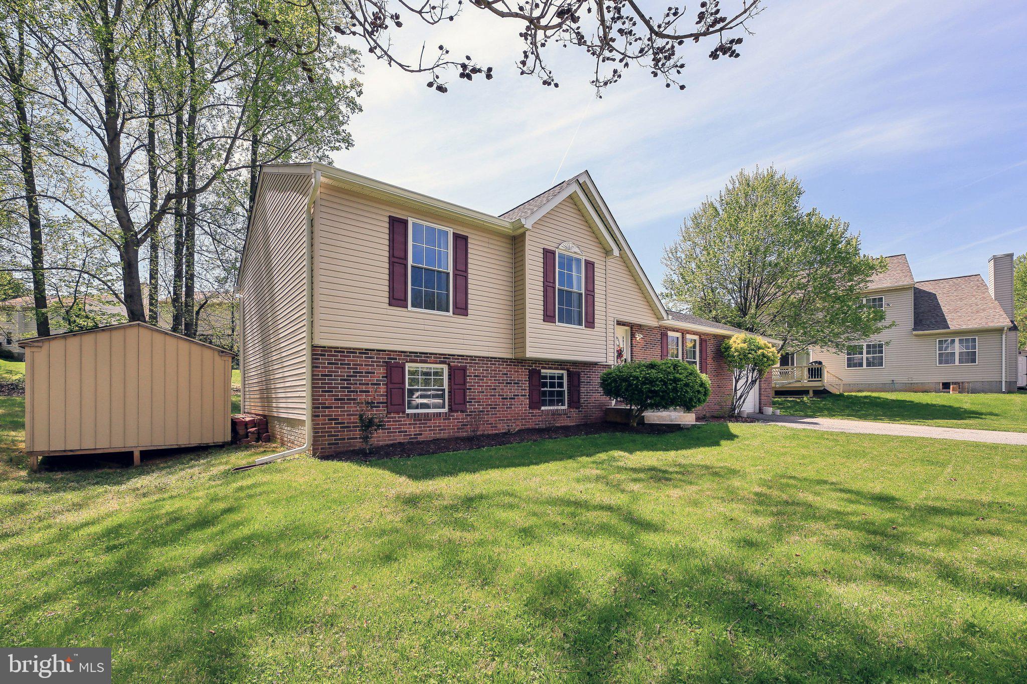 WOODS OF WINANDS - Residential