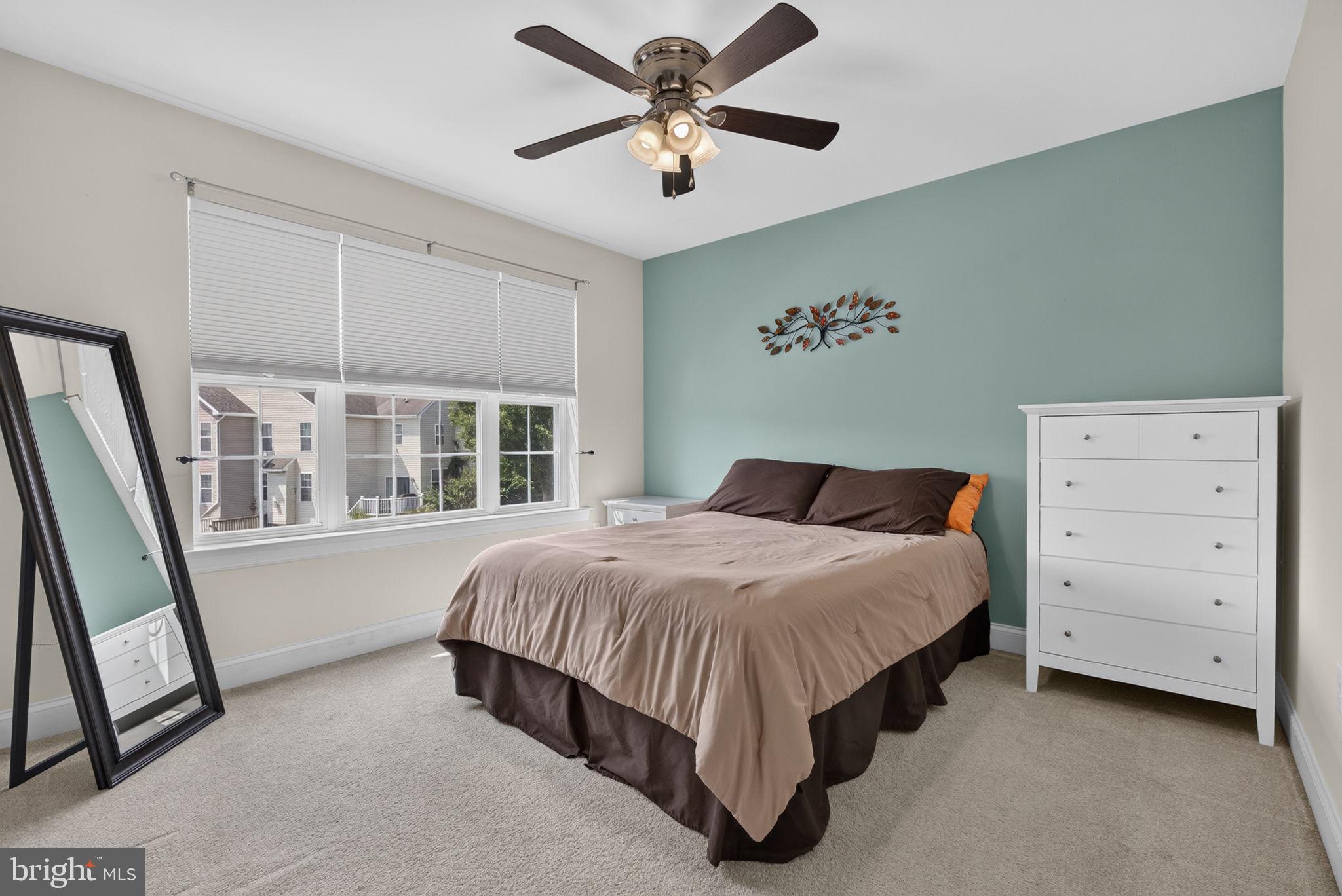 KINGS COURT AT BROWNSTONE - Residential
