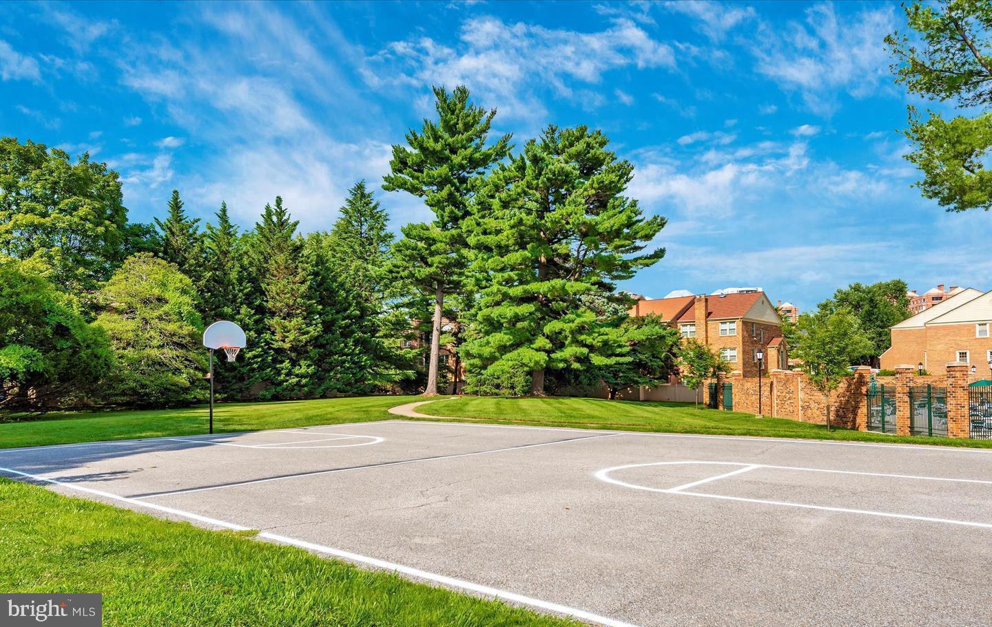 GEORGETOWN VILLAGE - Residential
