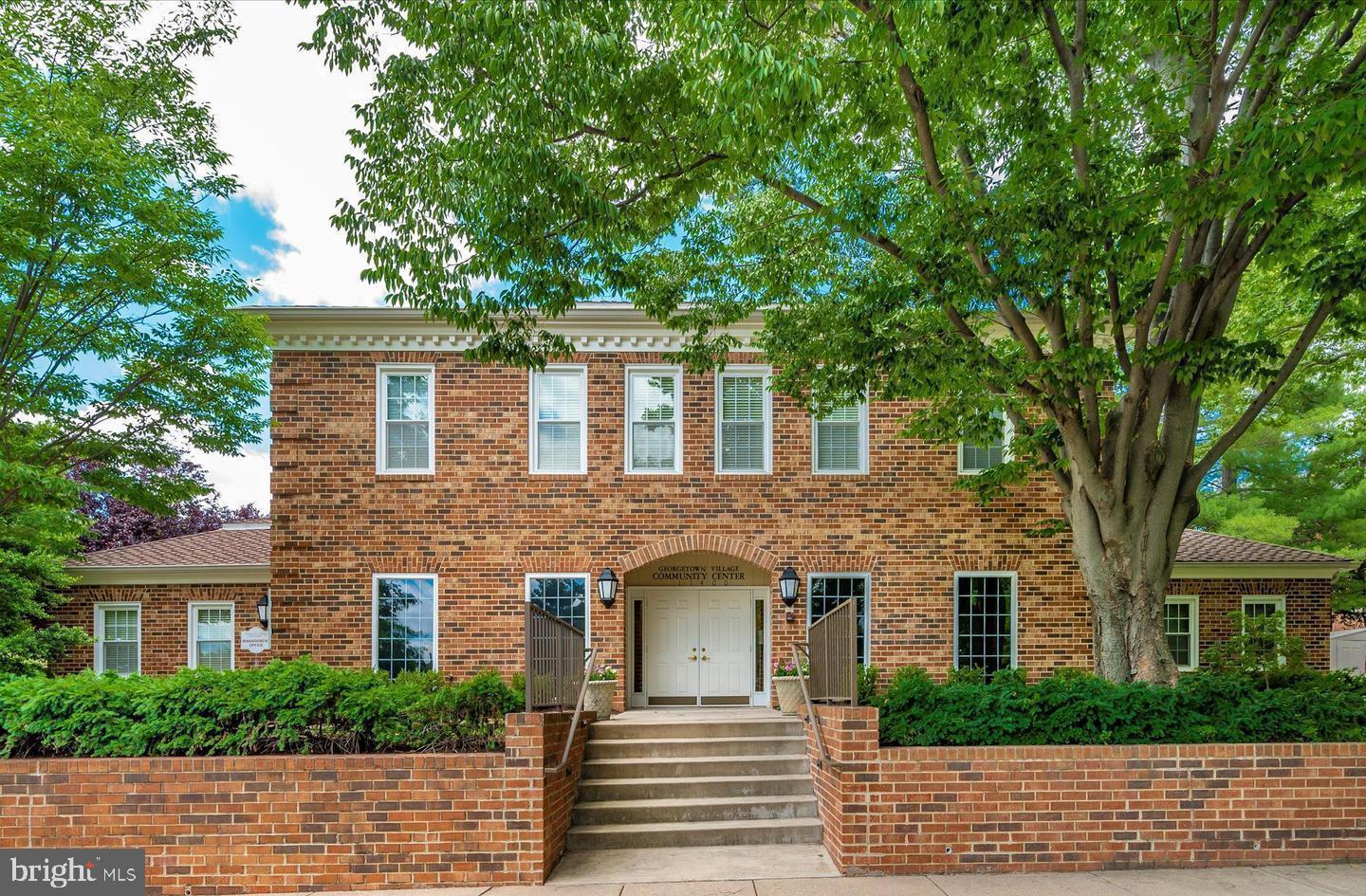 GEORGETOWN VILLAGE - Residential