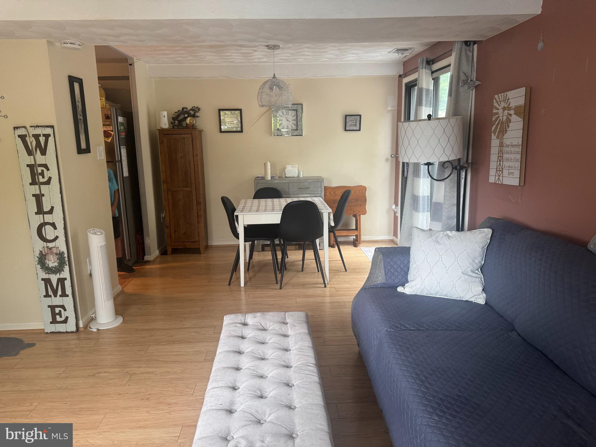 WOODSIDE SQUARE - Residential