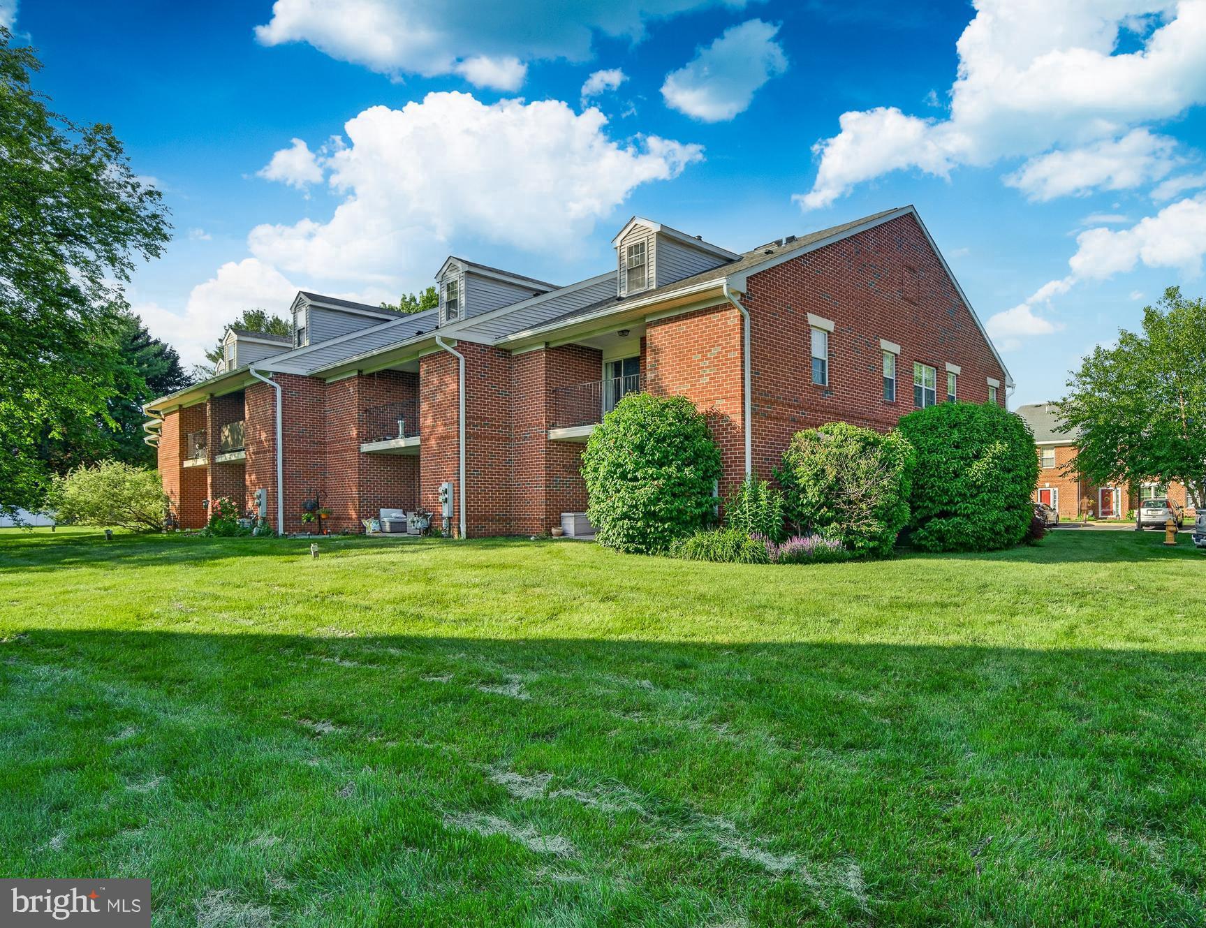 GOSHEN COMMONS - Residential