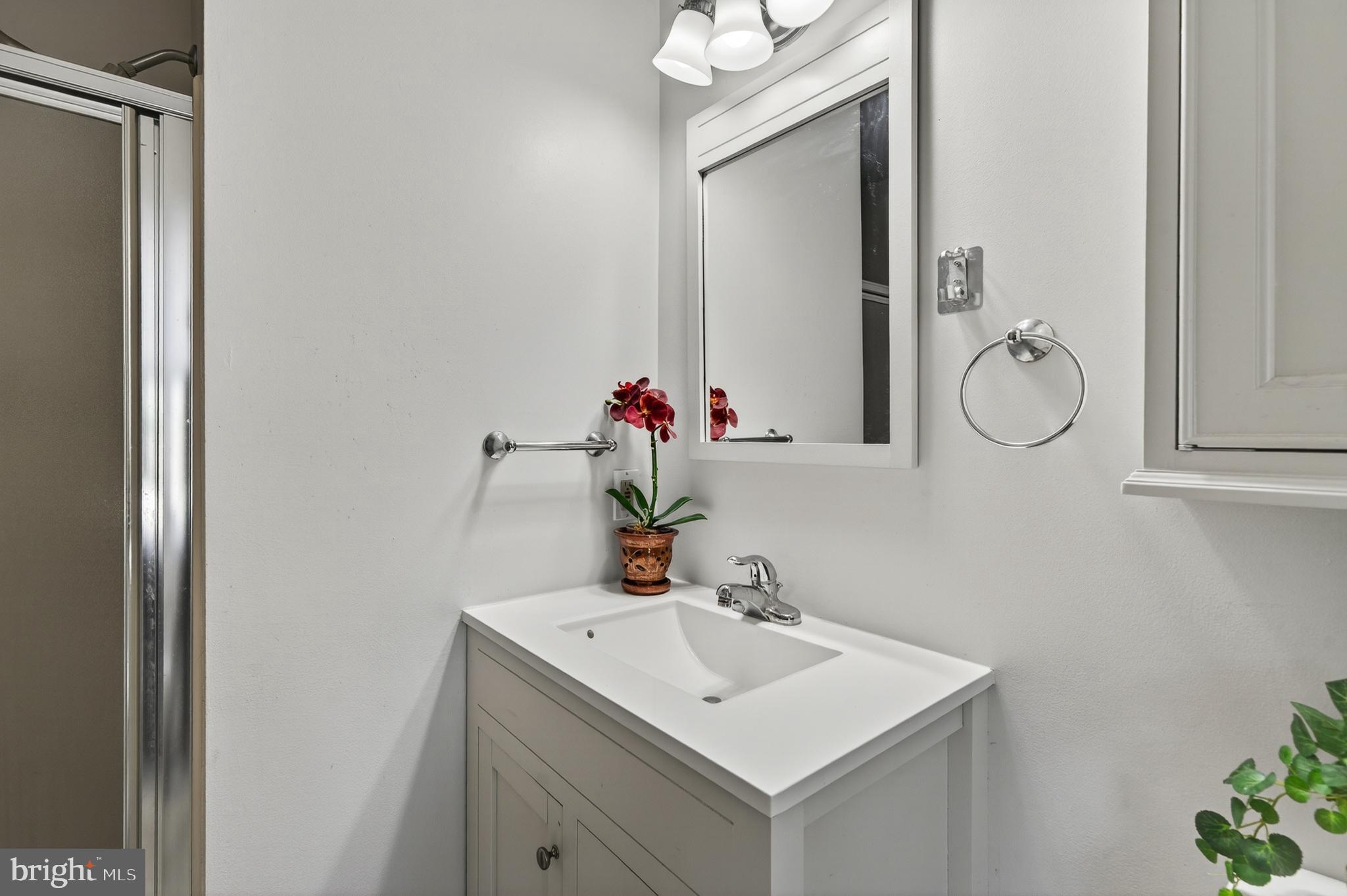 GOSHEN COMMONS - Residential