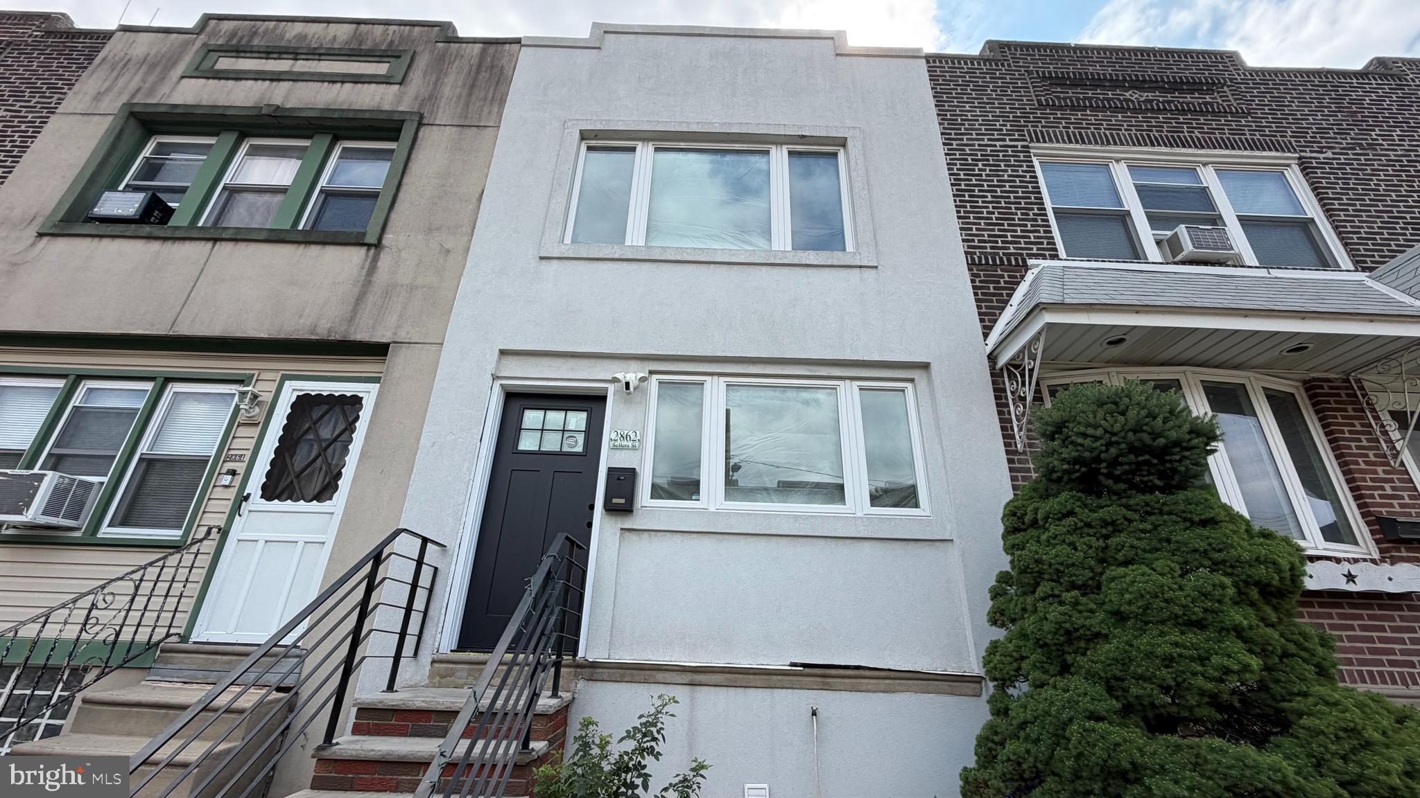 PORT RICHMOND - Residential