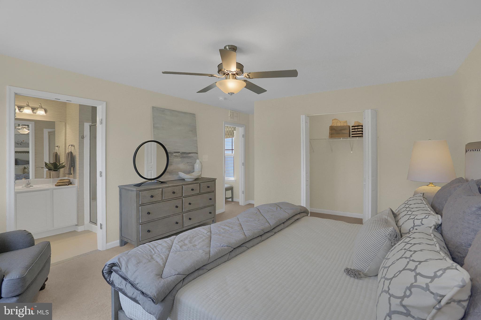CAPTAIN'S COVE - Residential