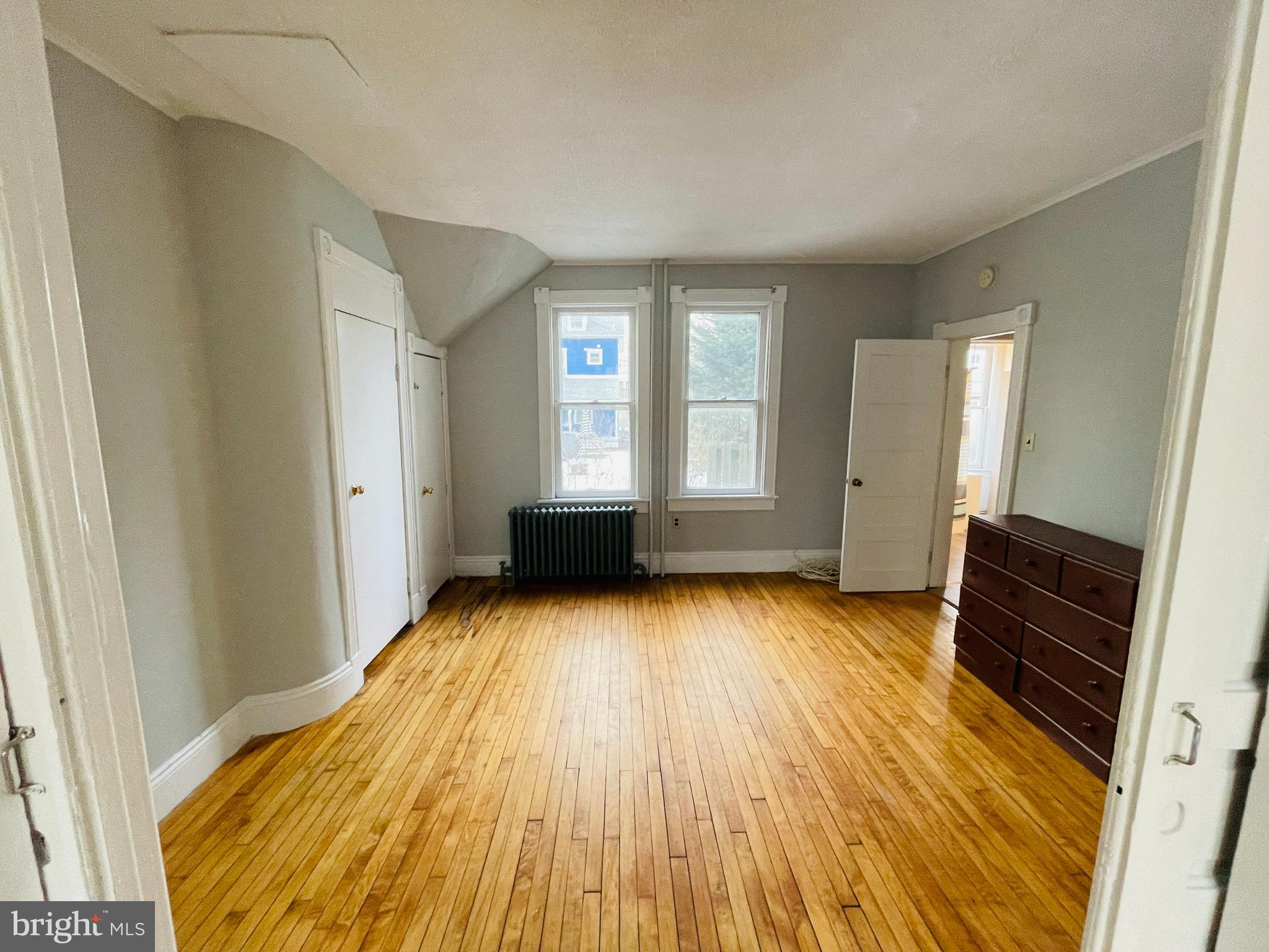 MANOR PARK - Residential Lease