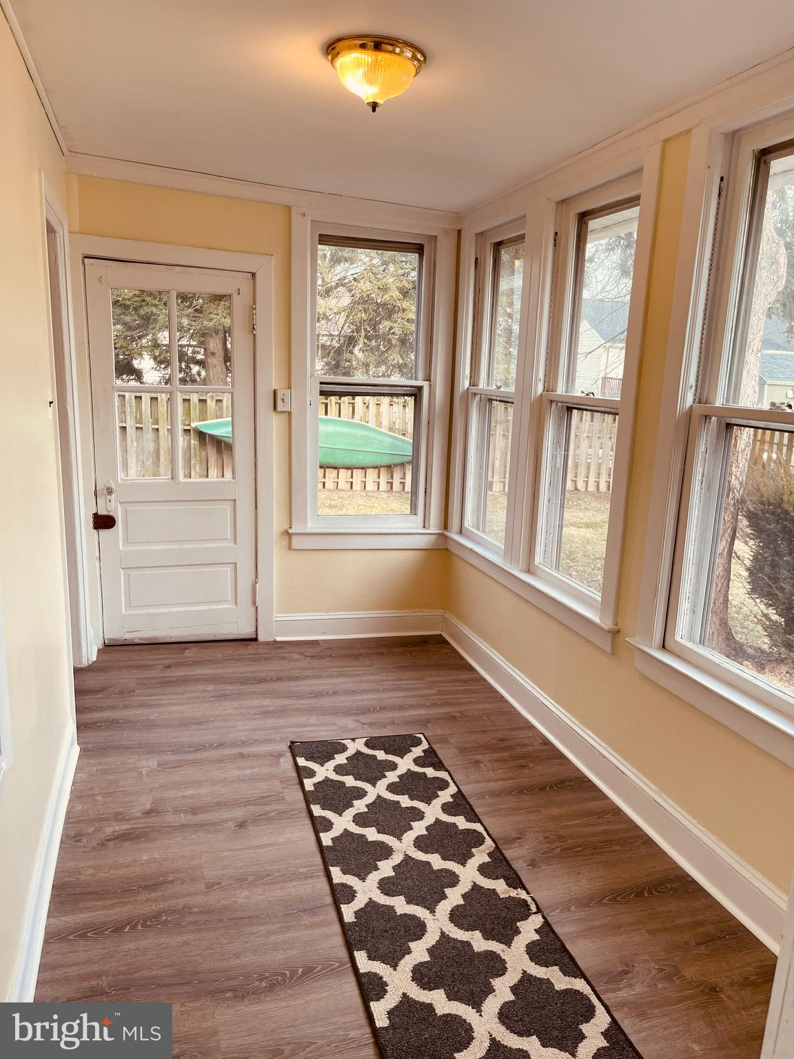 MANOR PARK - Residential Lease