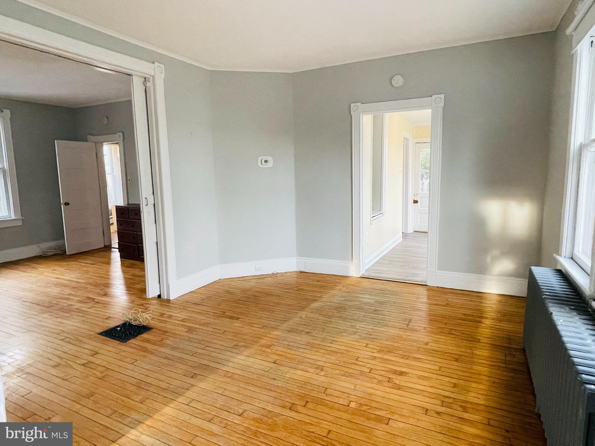 MANOR PARK - Residential Lease