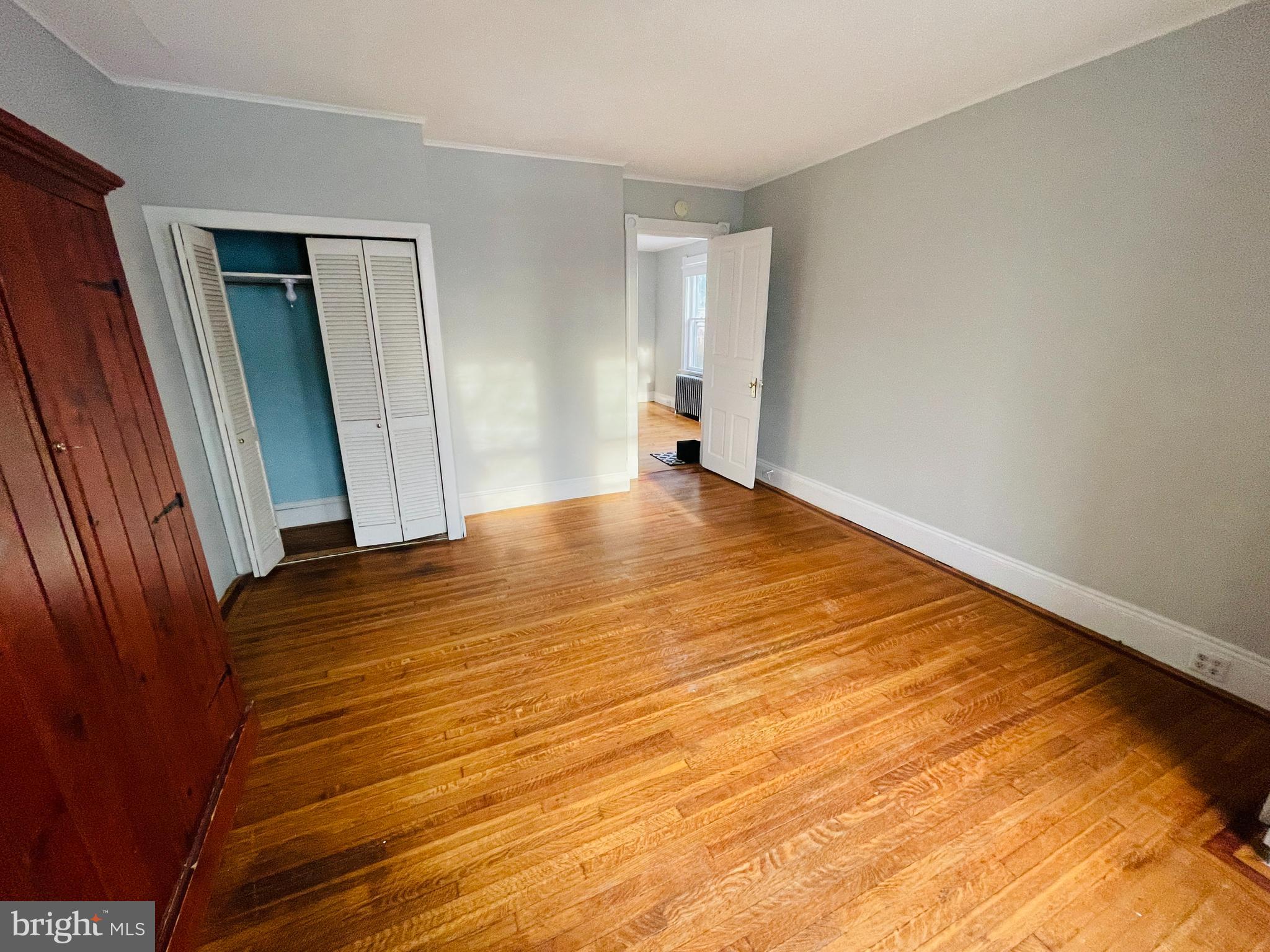 MANOR PARK - Residential Lease