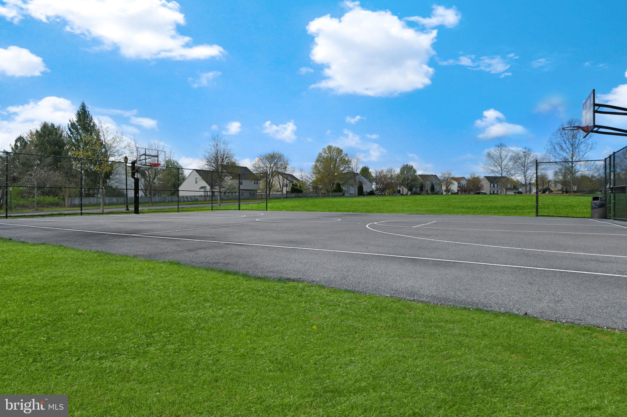 WILLOW BROOK - Residential