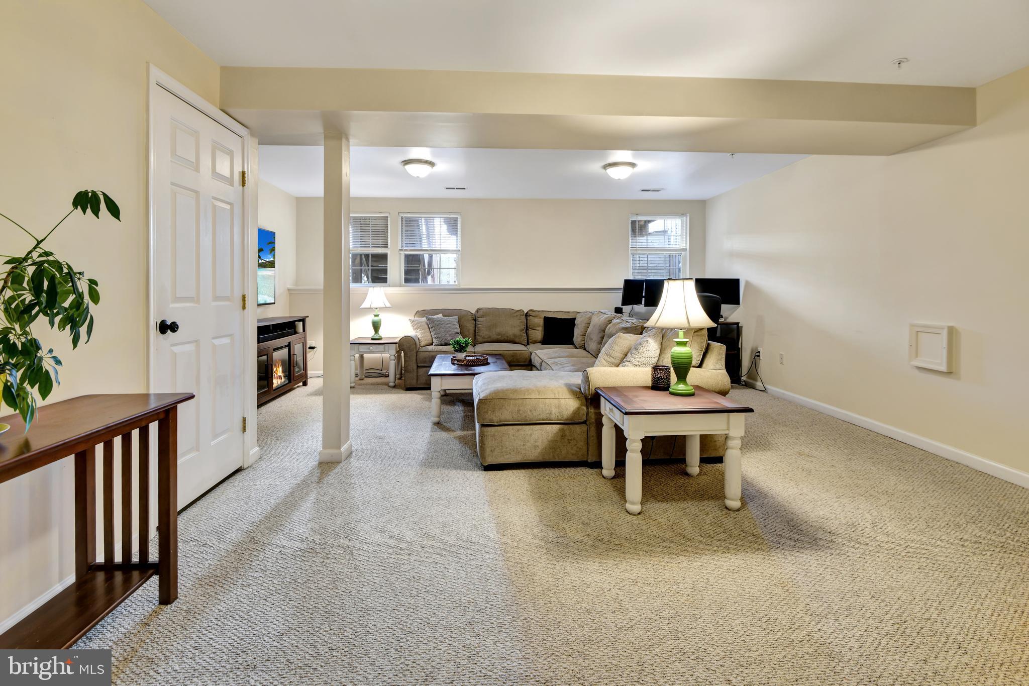 WILLOW BROOK - Residential