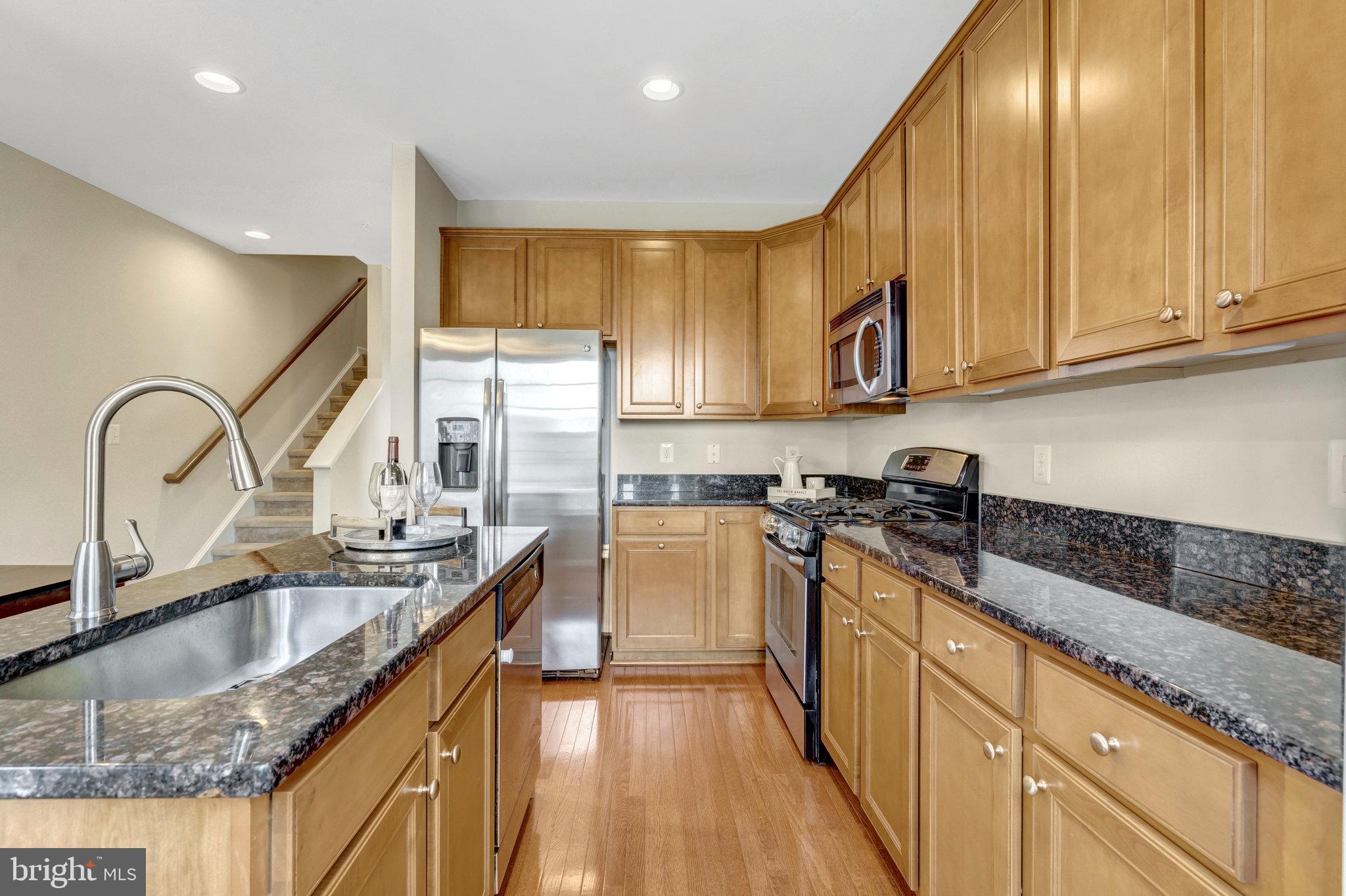 PARKSIDE AT MARKET CENTER - Residential