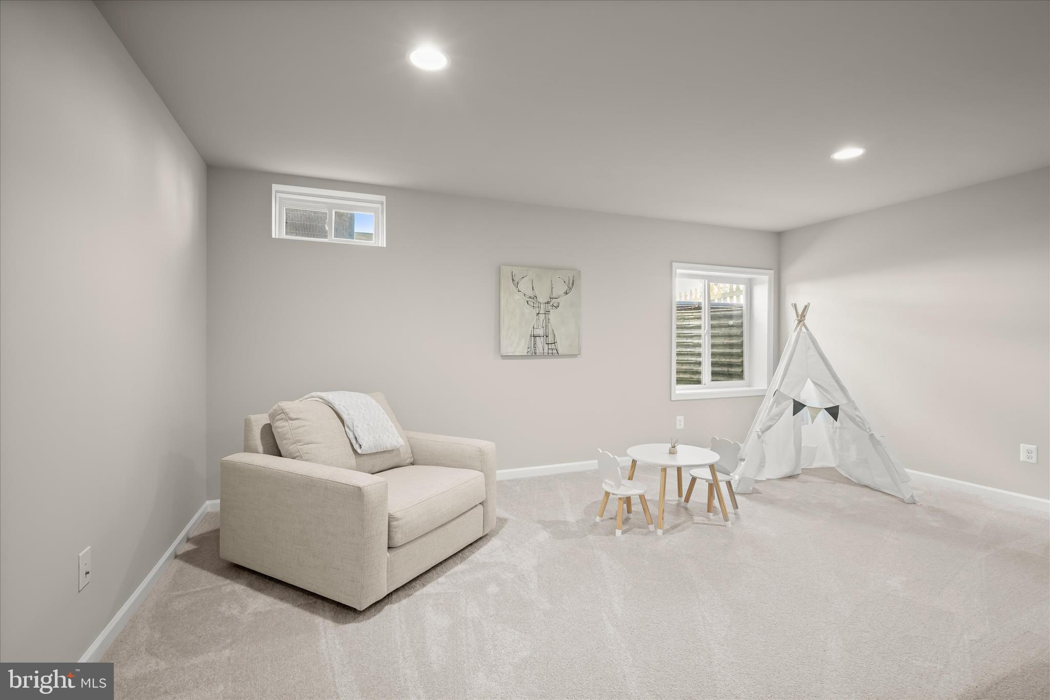 MAYFAIR - Residential