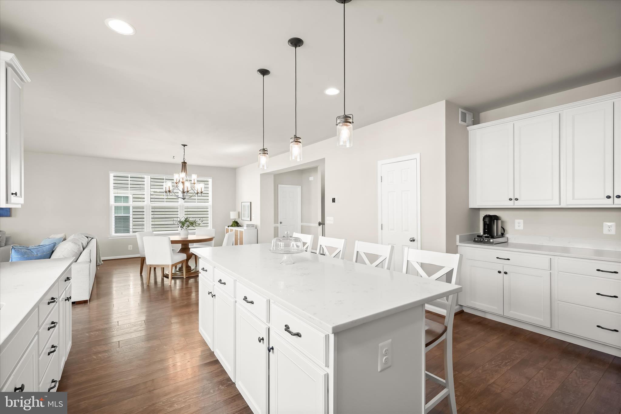 MAYFAIR - Residential