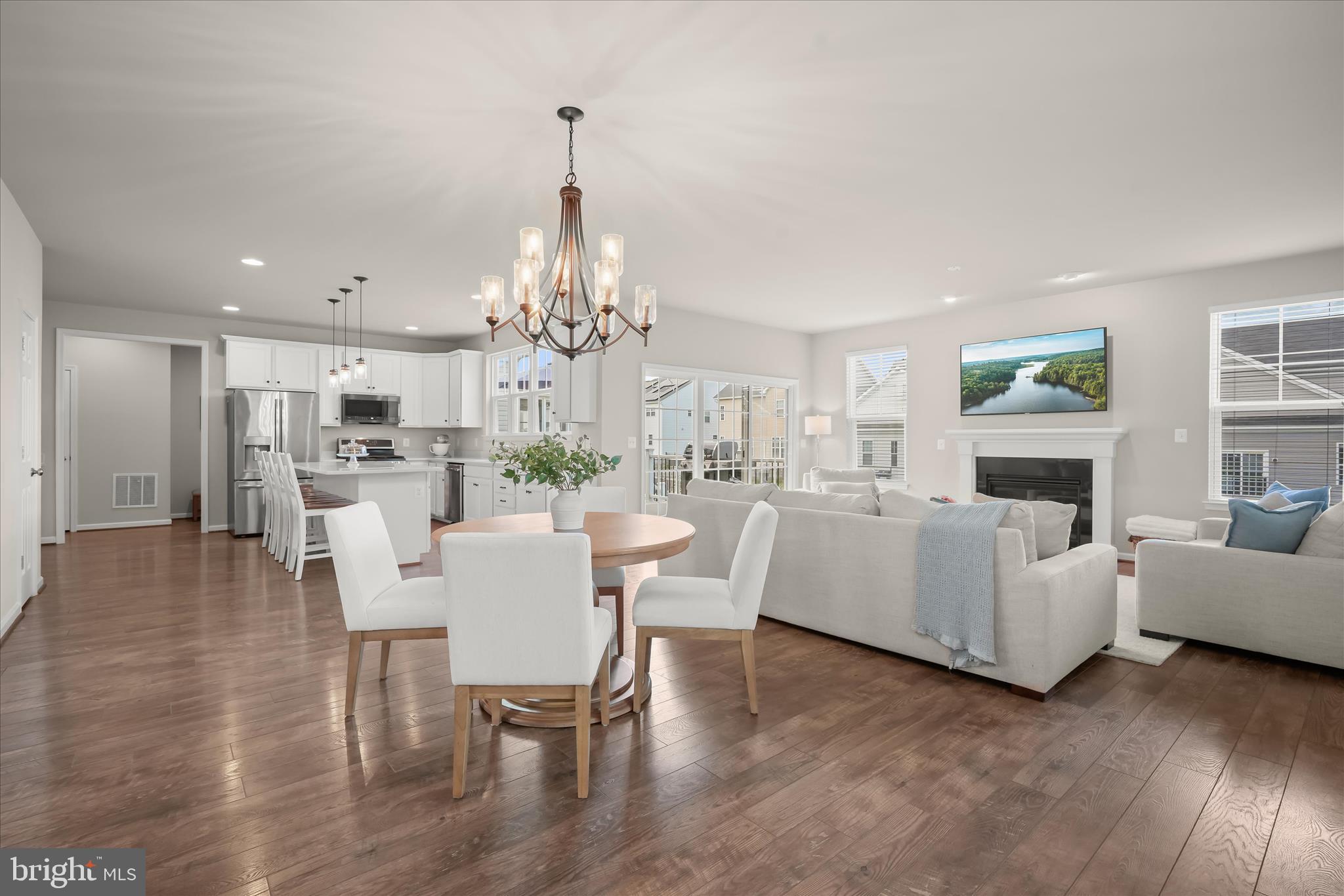 MAYFAIR - Residential