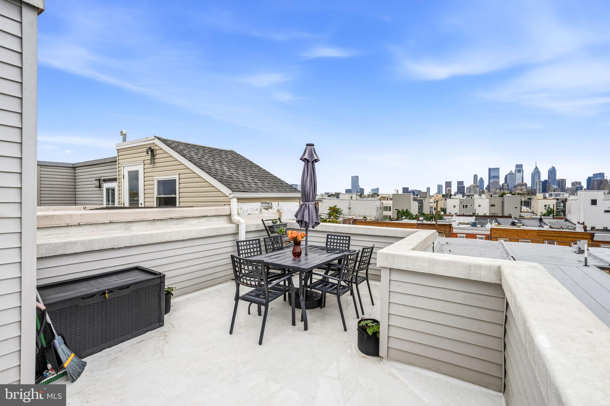 POINT BREEZE - Residential