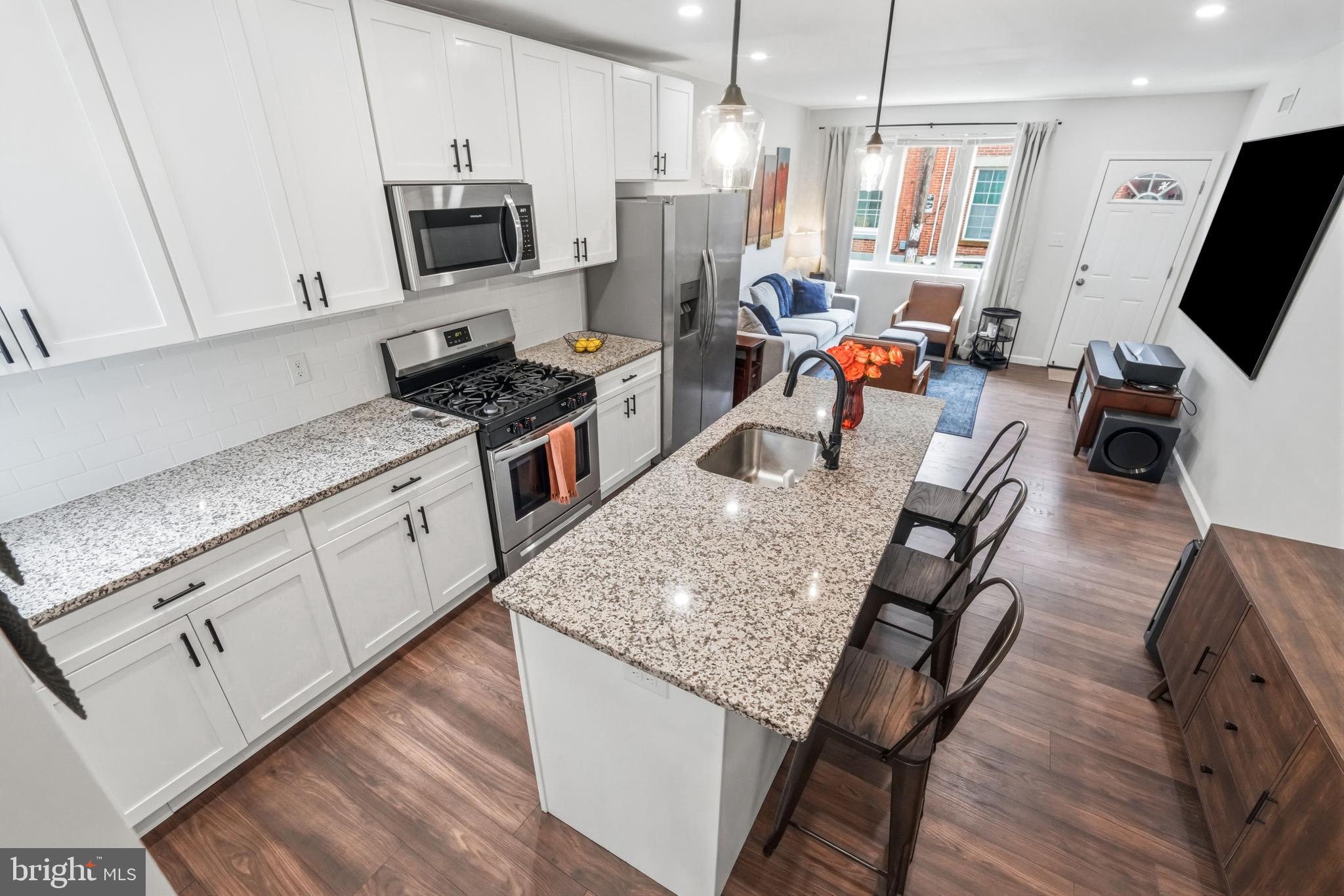 POINT BREEZE - Residential