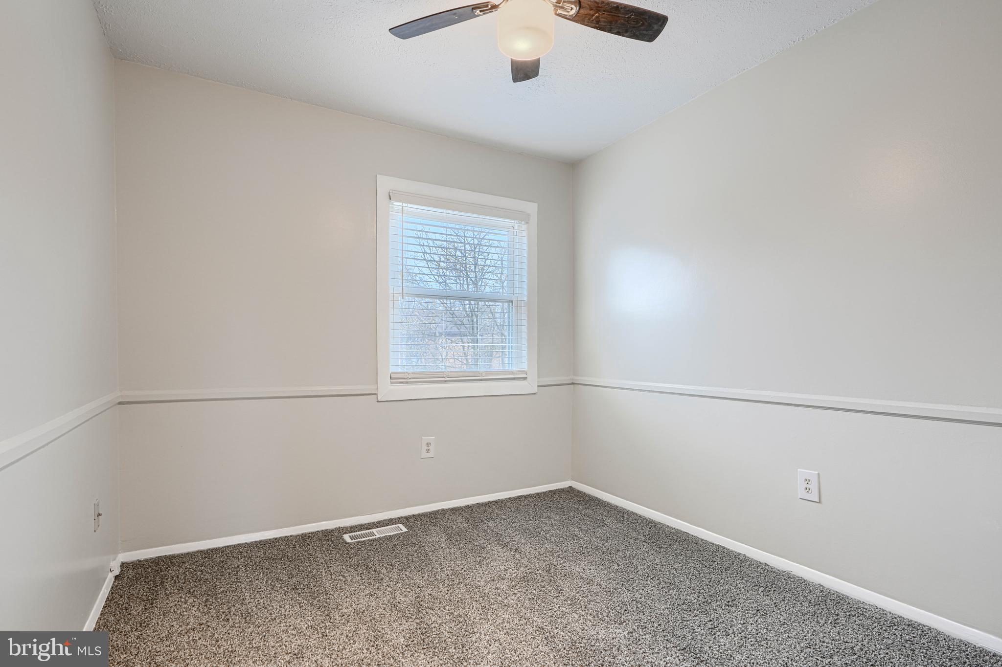 COUNTRY RIDGE - Residential