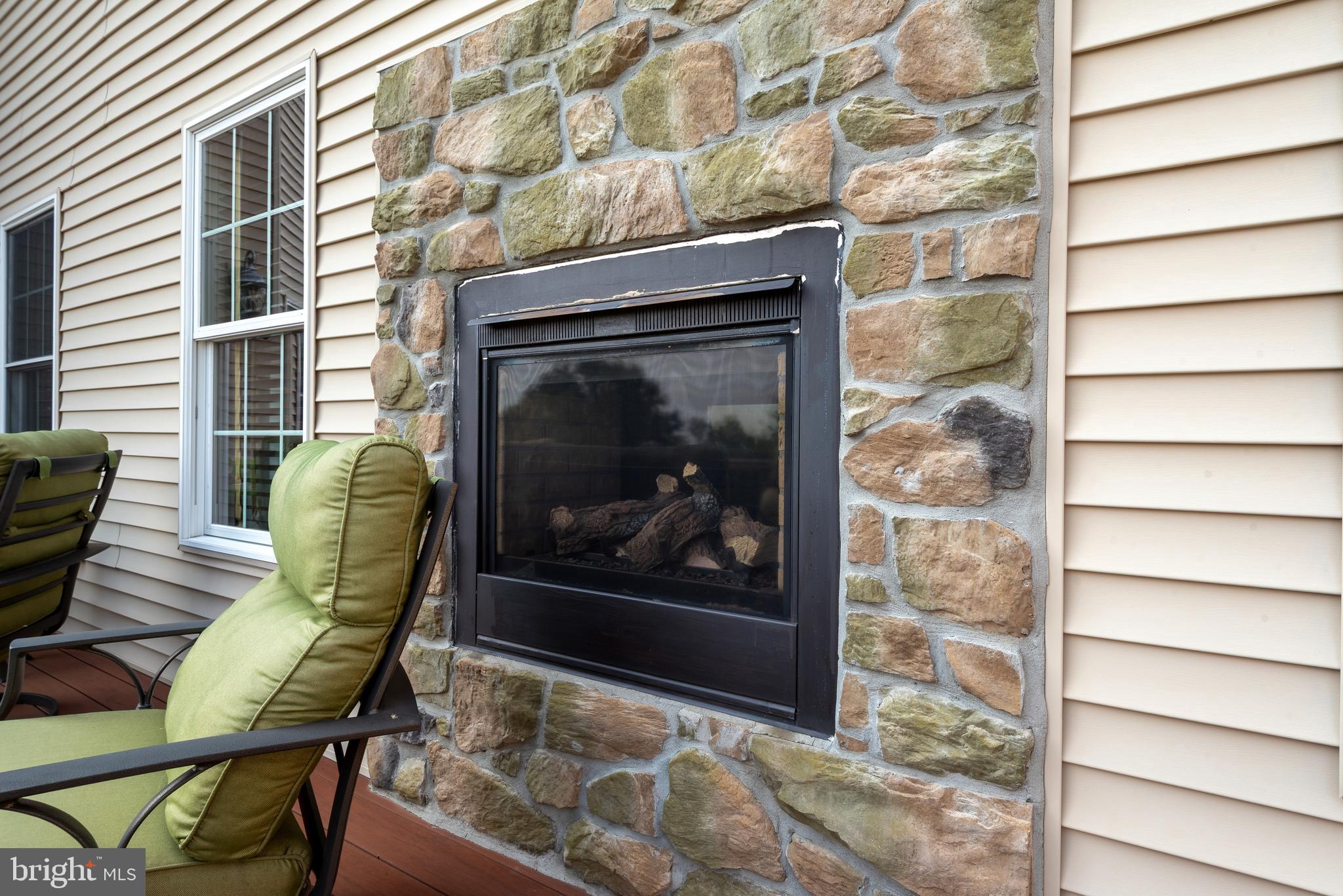 HAMPDEN SUMMIT - Residential