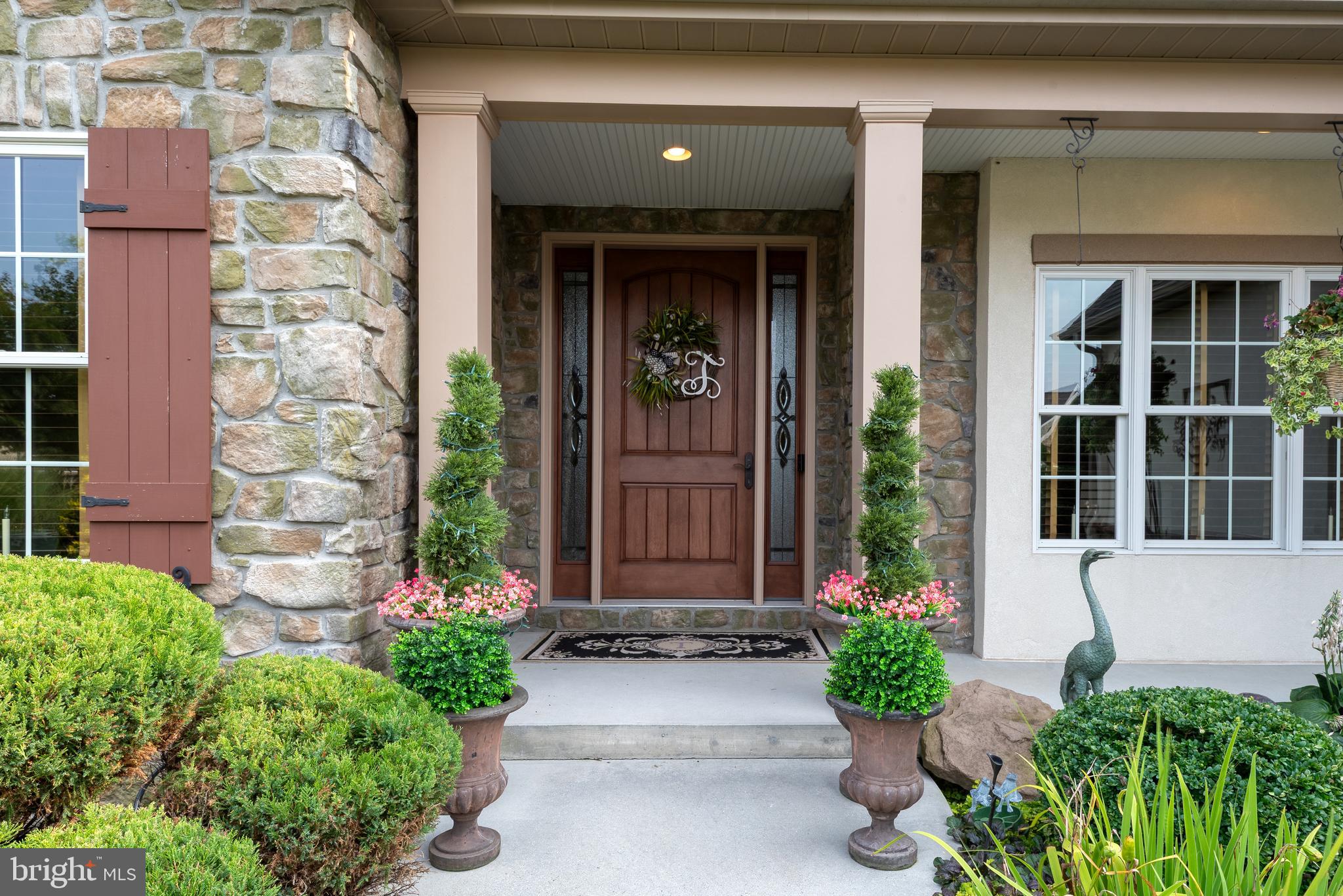 HAMPDEN SUMMIT - Residential
