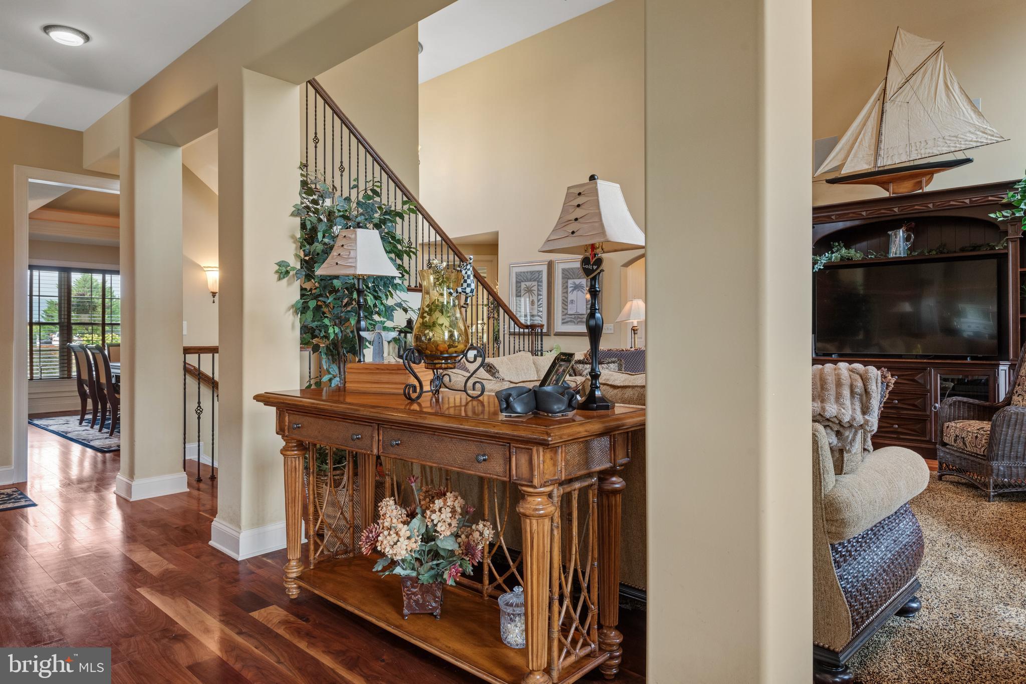 HAMPDEN SUMMIT - Residential