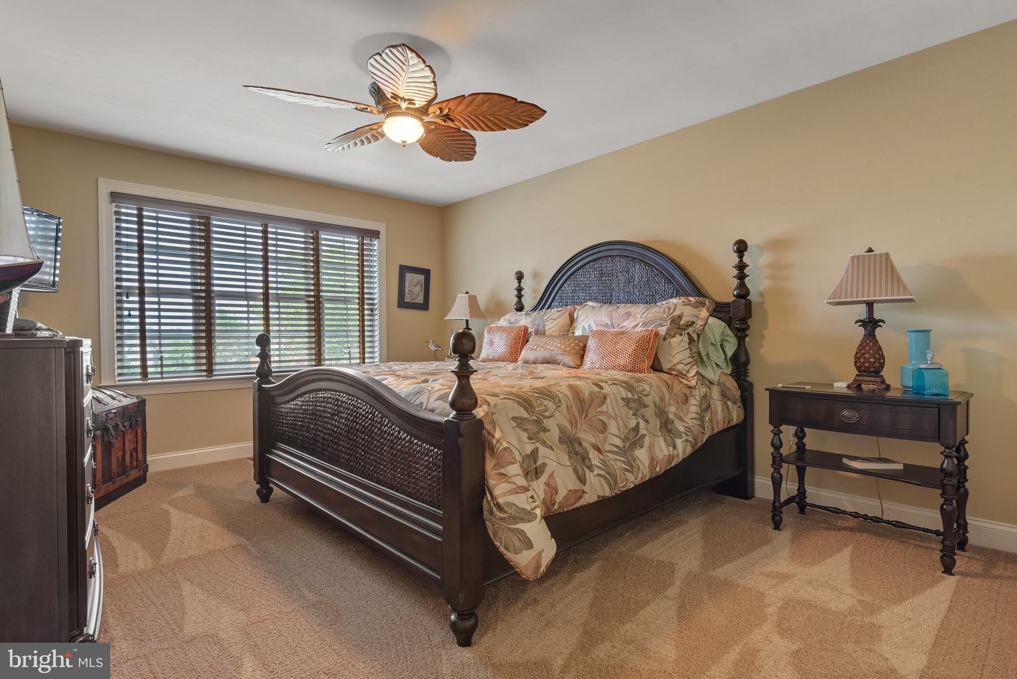 HAMPDEN SUMMIT - Residential