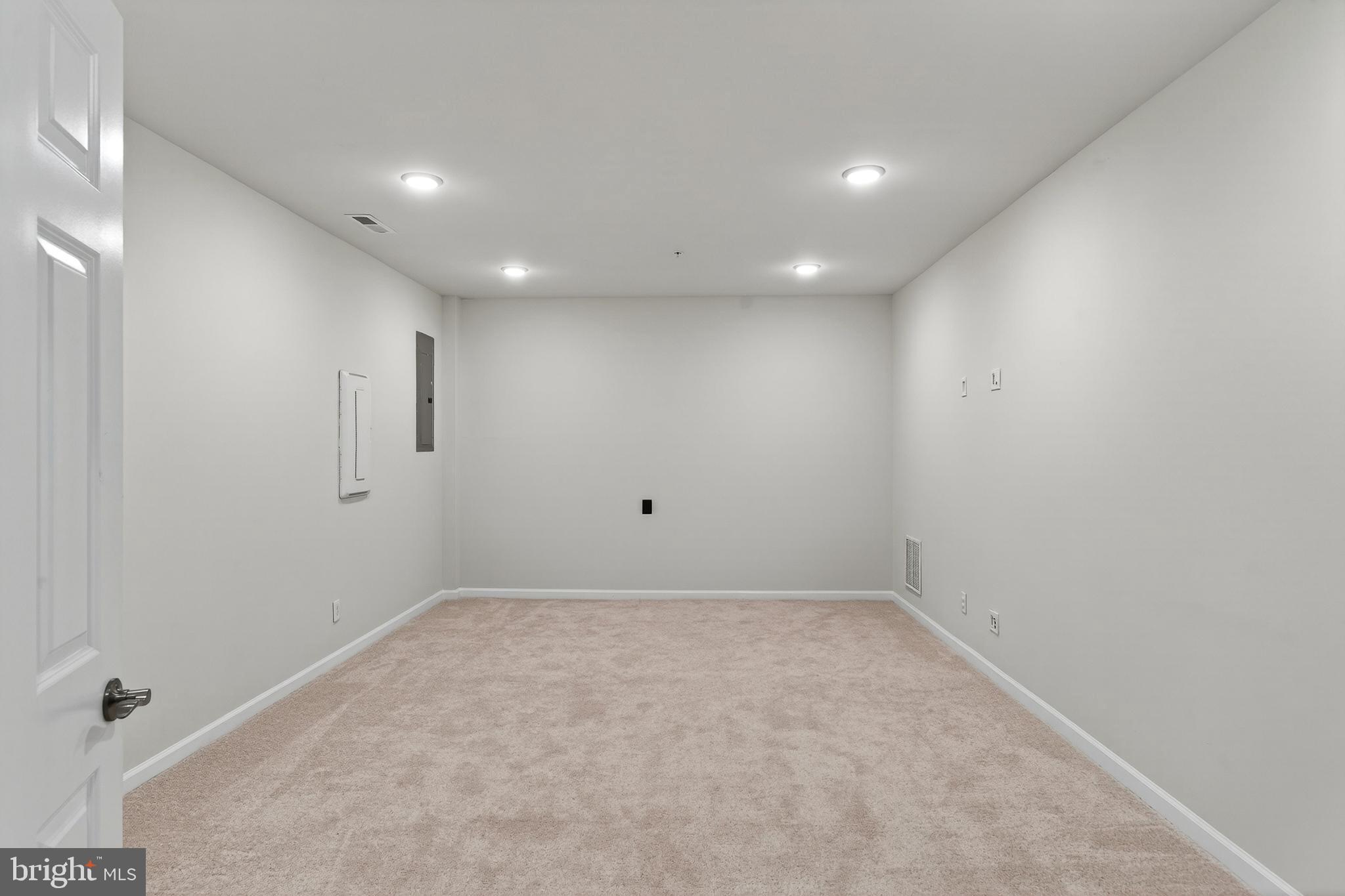 COURT AT CHESTER SP - Residential