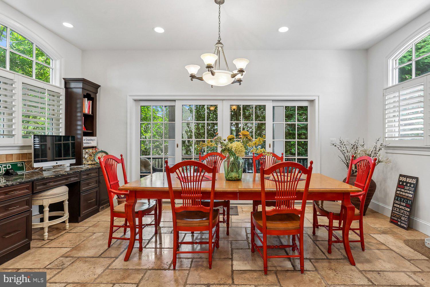 BRADLEY HILLS - Residential