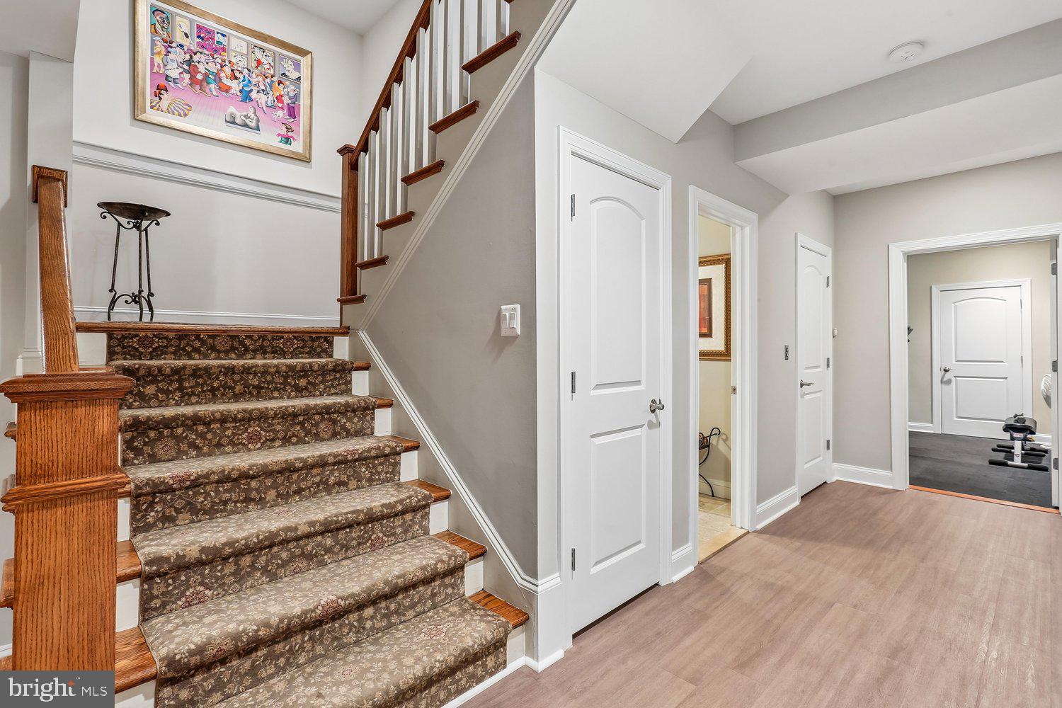 BRADLEY HILLS - Residential