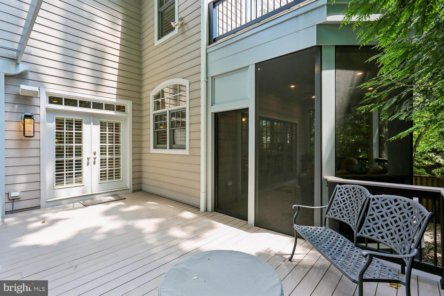 BRADLEY HILLS - Residential