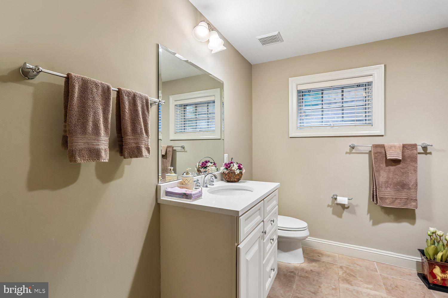 BRADLEY HILLS - Residential
