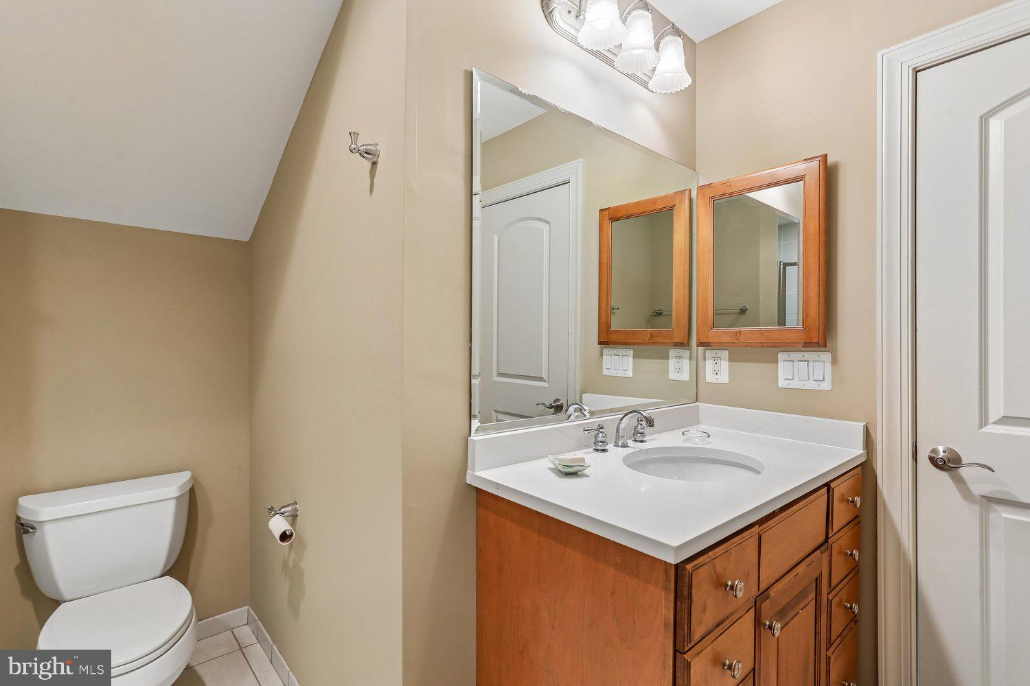 BRADLEY HILLS - Residential