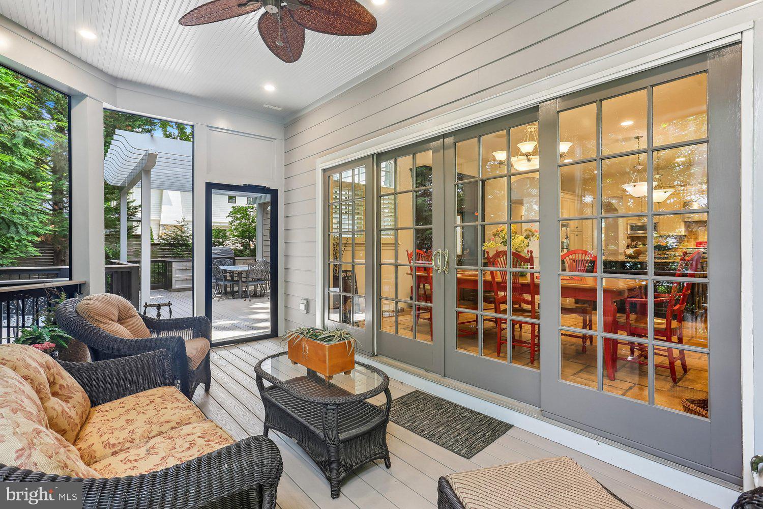 BRADLEY HILLS - Residential