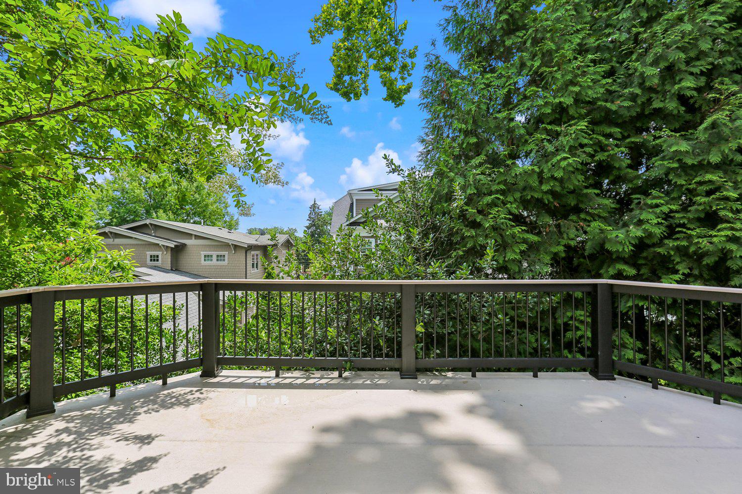 BRADLEY HILLS - Residential