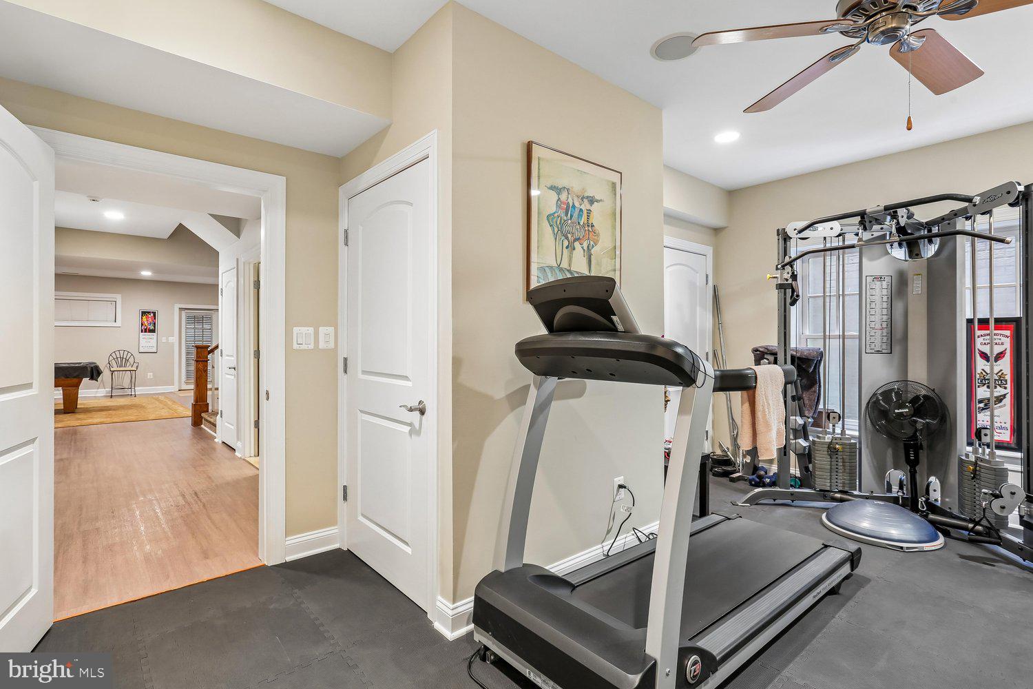 BRADLEY HILLS - Residential