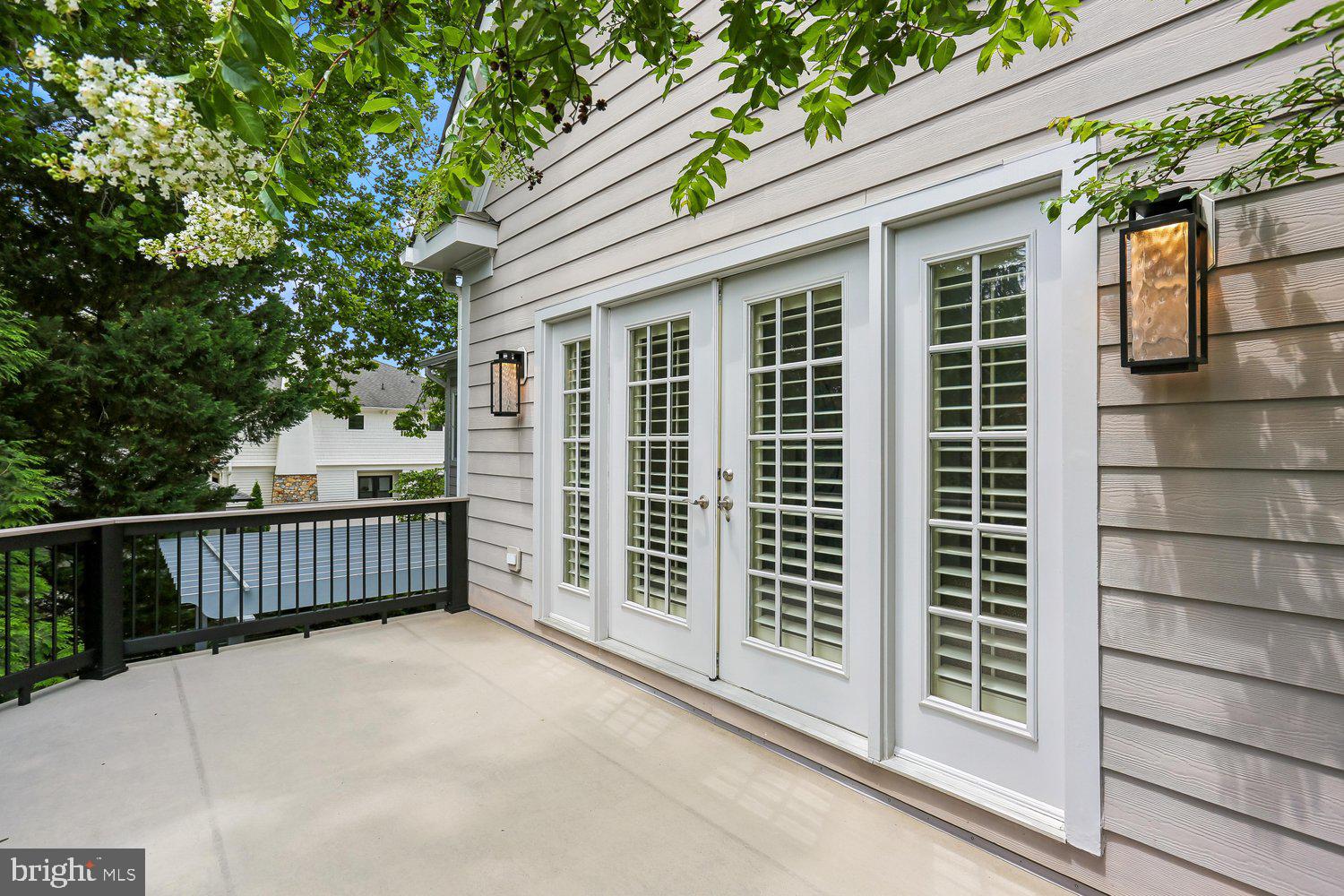 BRADLEY HILLS - Residential