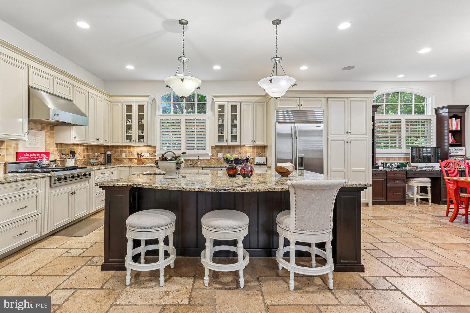 BRADLEY HILLS - Residential
