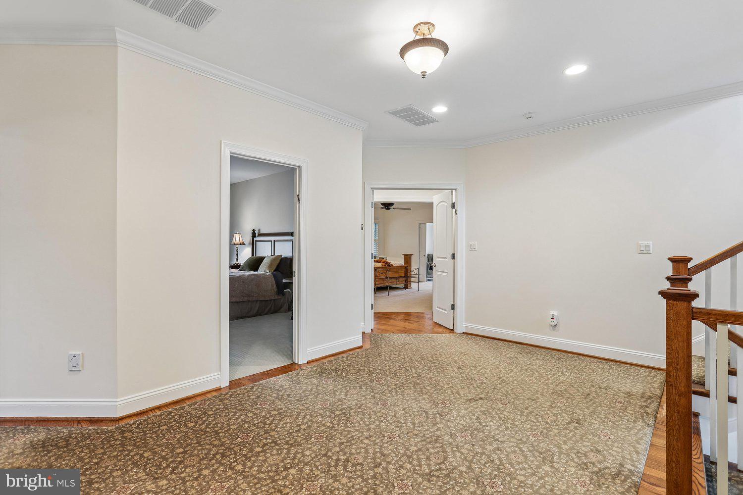 BRADLEY HILLS - Residential