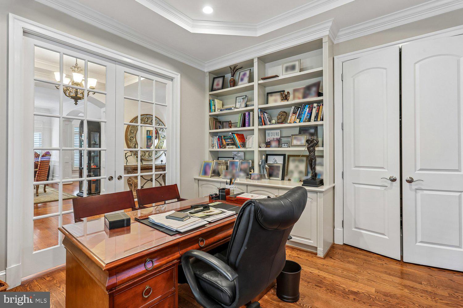 BRADLEY HILLS - Residential