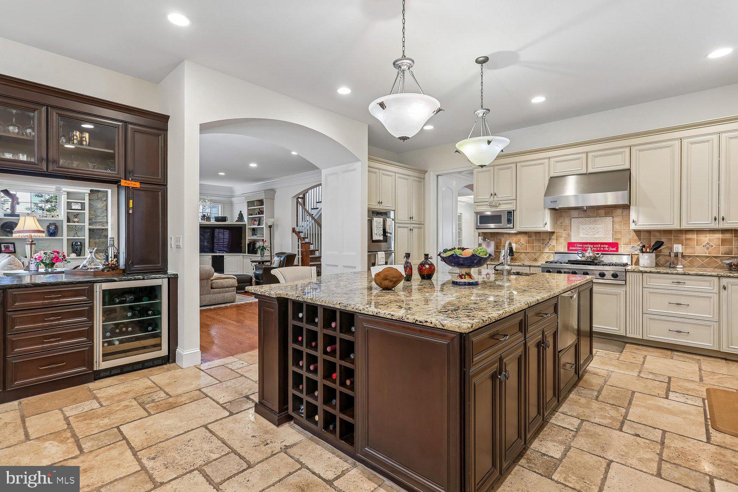 BRADLEY HILLS - Residential